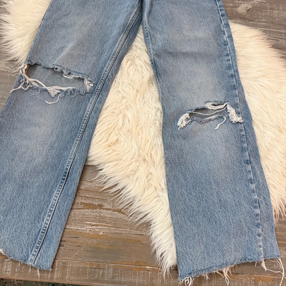 Zara High Rise Straight Leg Jeans - Picture 2 of 4